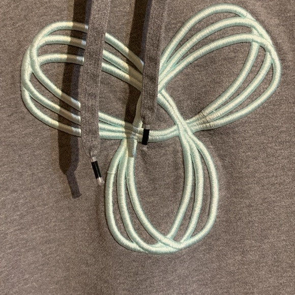 TNA grey hoodie with baby blue logo size Medium - Picture 4 of 5